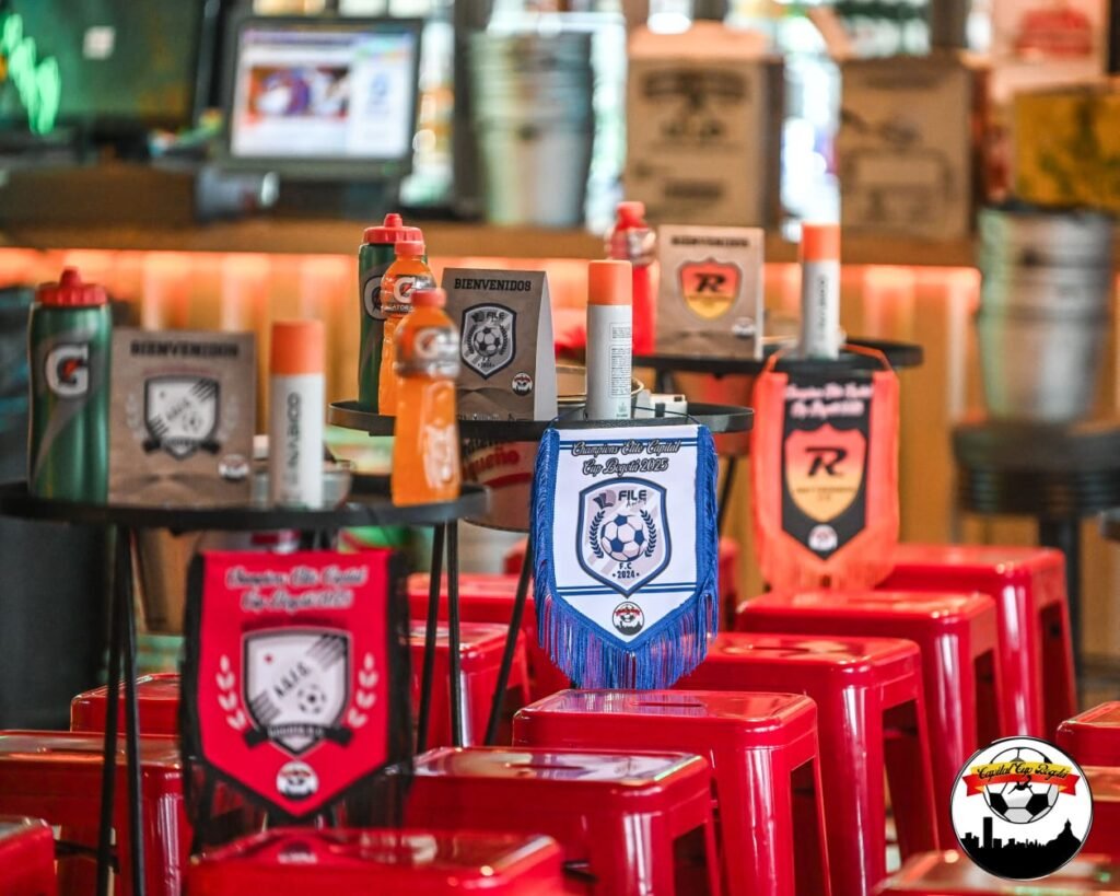 Banderín al por mayor de 12 unidades